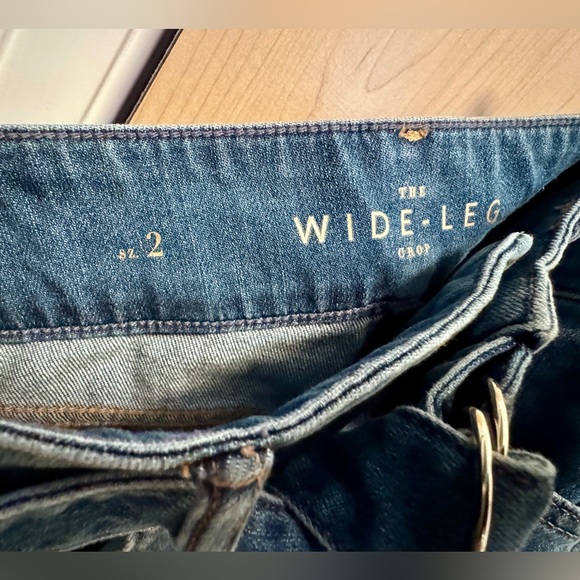 White House Black Market Crop Jeans - Picture 3 of 6